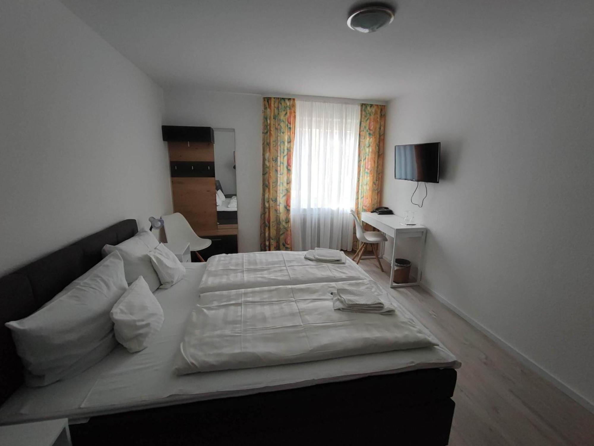 Hotel Schiff Rastatt Phòng bức ảnh